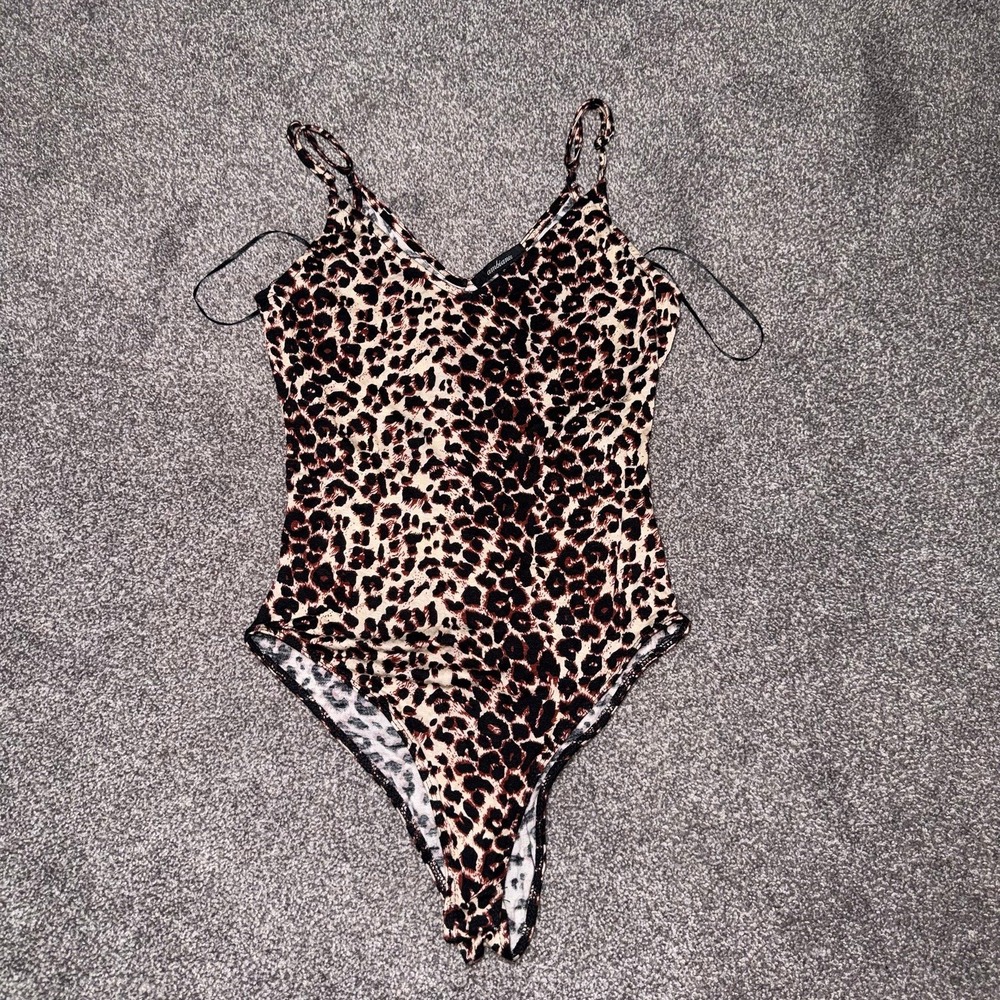 Ambiance Leopard Print‎ Bodysuit w/ Adjustable Straps - Size Small